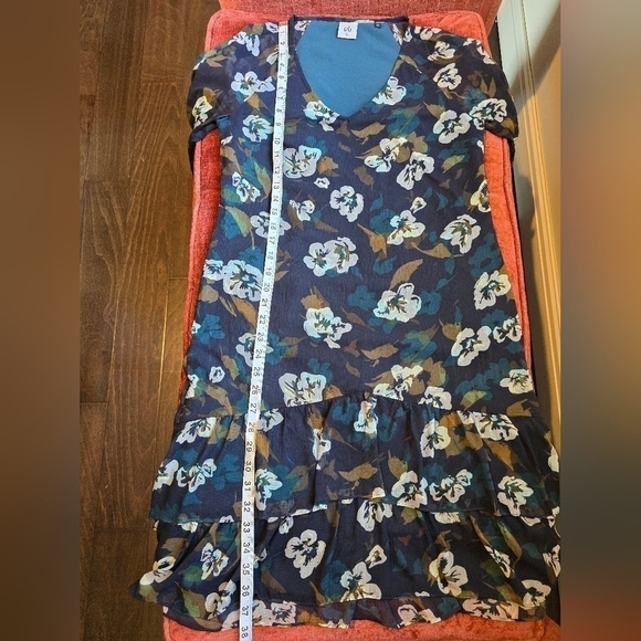 Cabi Pirouette Floral V-Neck Shift Dress Long-Sleeve Ruffle Hem Blue Multi Sz XS - Picture 10 of 14